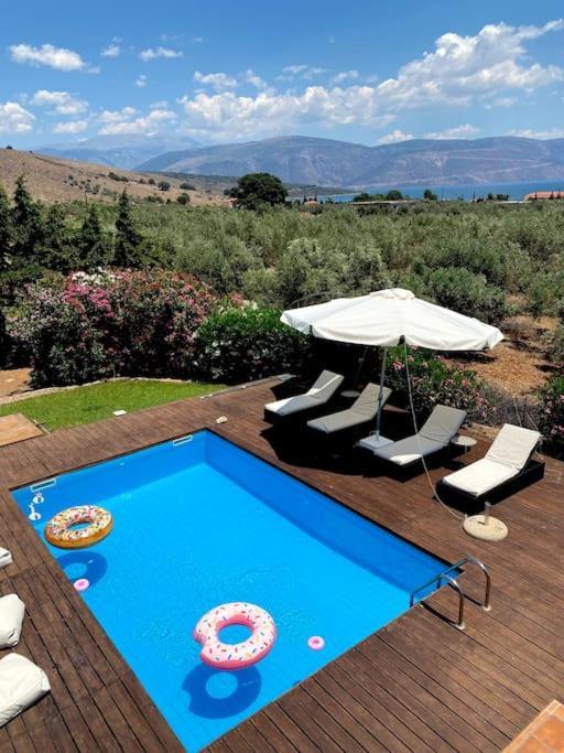 Georges Villa Galaxidi, Family, Pool And Garden Экстерьер фото