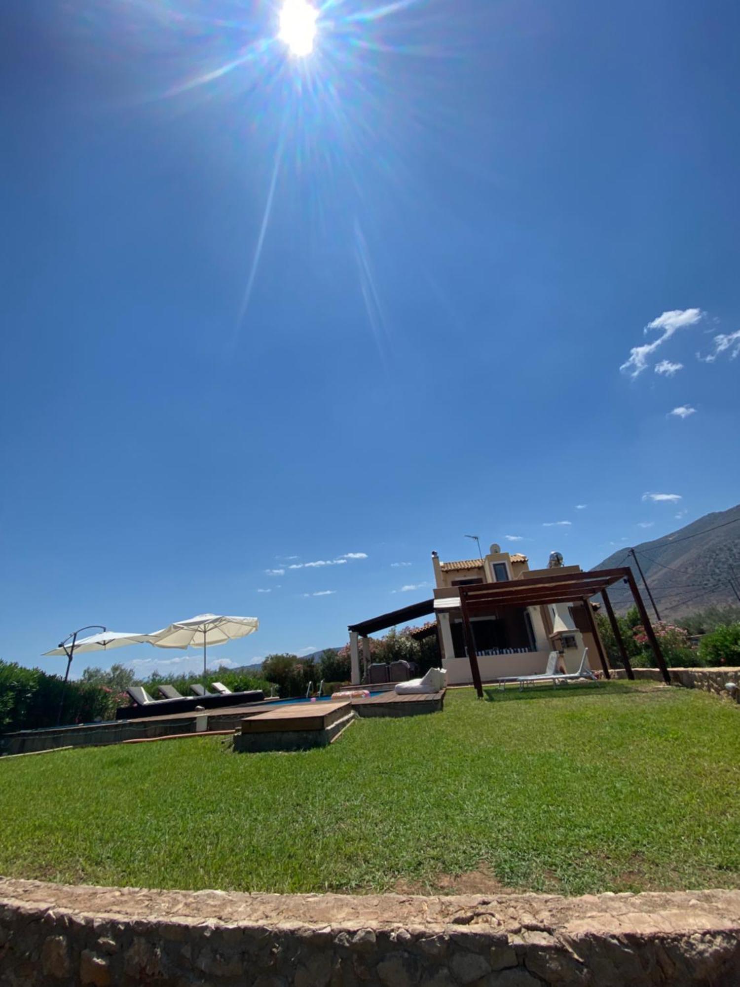 Georges Villa Galaxidi, Family, Pool And Garden Экстерьер фото